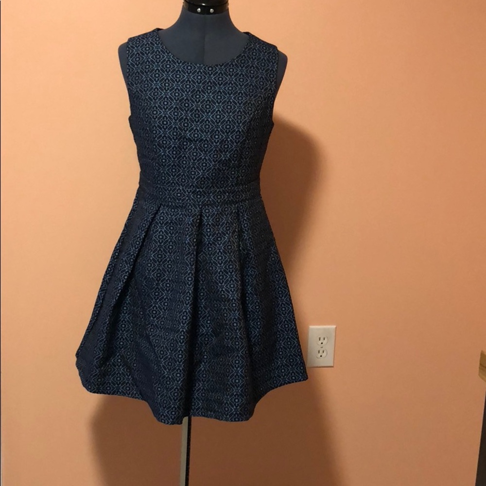 Women’s blue and black printed dress